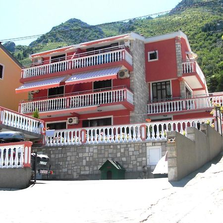 Apartments Simun Kotor Exterior photo