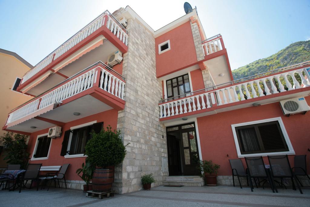 Apartments Simun Kotor Exterior photo